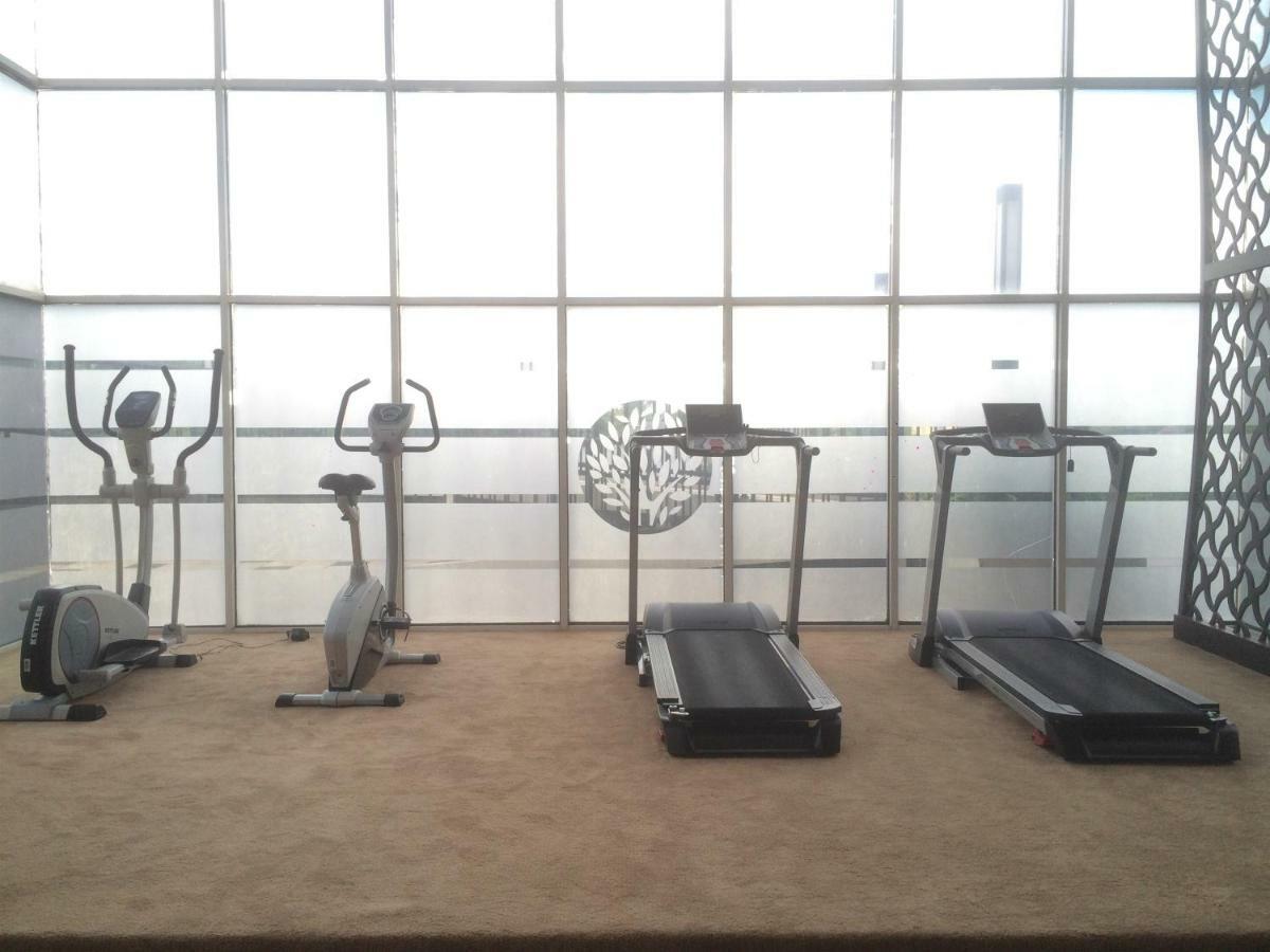 Spacious 1br At The Oasis Cikarang By Travelio Apartemen Bekasi